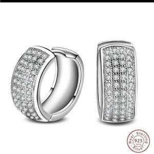 ⭐️NEW 925 Sterling Silver Micro Pave Huggie Hoop Earrings
